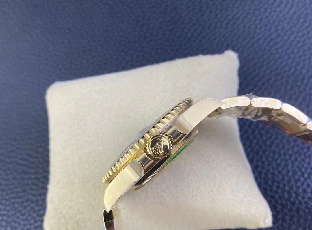 Rolex Submariner Date Yellow Gold Black Dial Ceramic Bezel